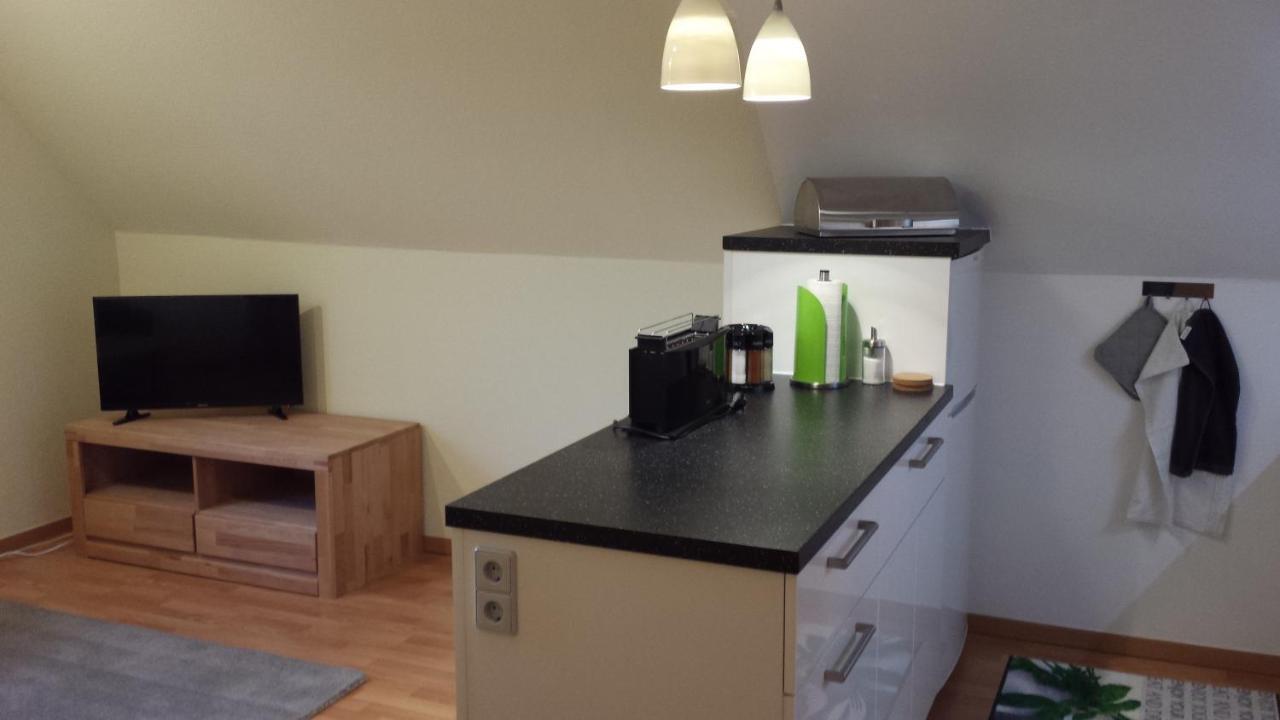 Waldenbuch Ferienwohnung "Schwaebische Alb" , Pension Wauri מראה חיצוני תמונה